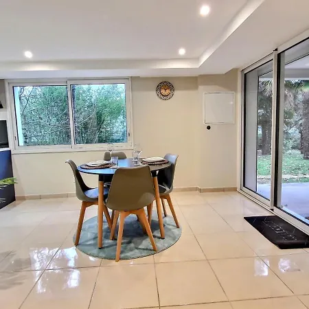 Le Petit Rocher 30m2- Standing 3 Etoiles * Saint-Aignan-Grand-Lieu