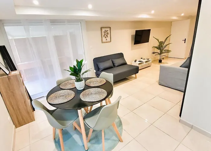 Le Petit Rocher 30m2- Standing 3 Etoiles Apartment *